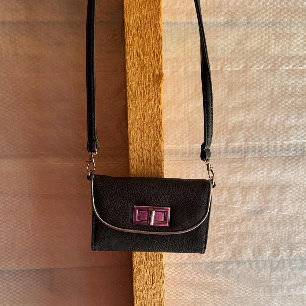 Chic Small Grey Crossbody Bag with Silver Detail